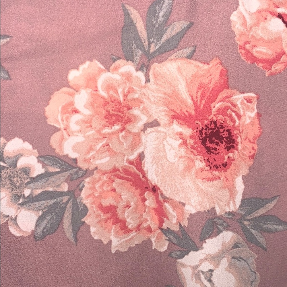 Floral blouse - Picture 3 of 4